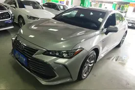 信不信？这辆2019年的亚洲龙双擎，10万卖不掉！图片