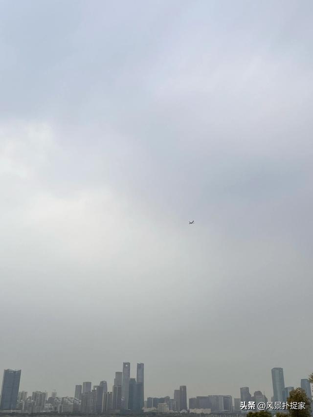 南昌天气变凉，一秒入秋