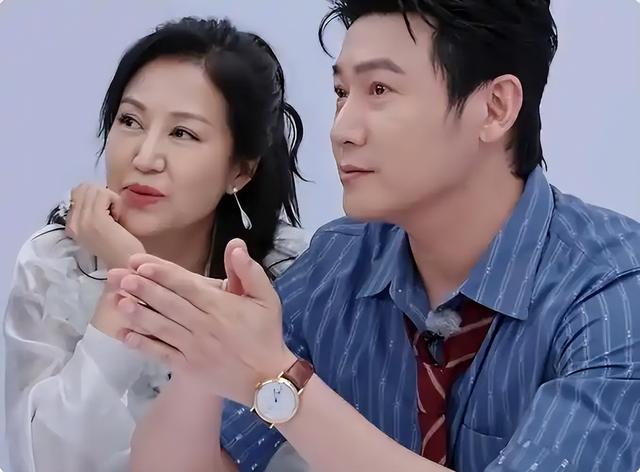 别丢人现眼了！明星夫妻圈钱上800个综艺，那点破事全国都看腻了
