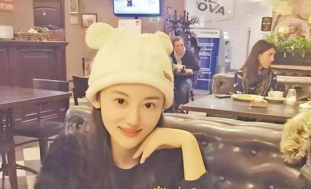 原来她早已去世！26岁全身溃烂不治而亡，被全家8口“吸血”多年