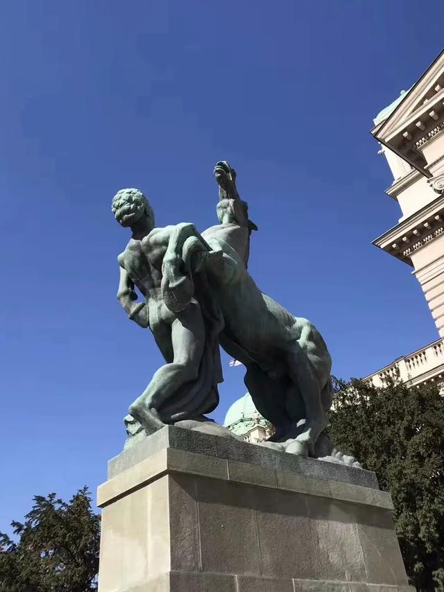 塞尔维亚，一座被轰炸过78天的城市的新生，贝尔格莱德一日游记