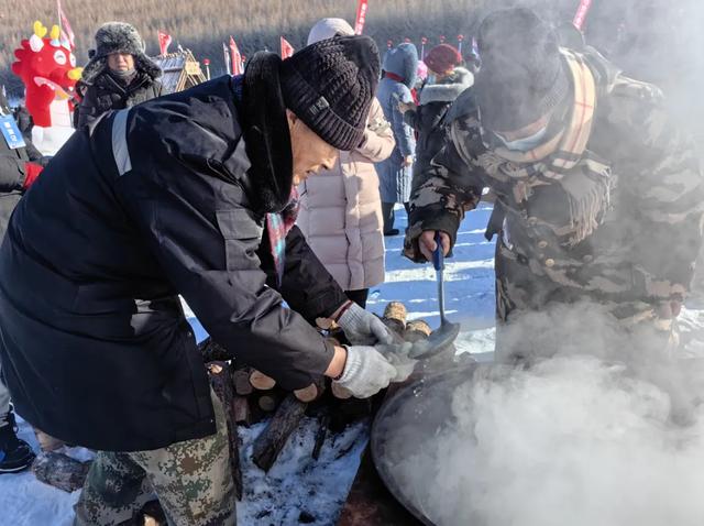 厌倦了冬日沉闷？速来阿尔山冰雪节，唤醒你的快乐DNA！