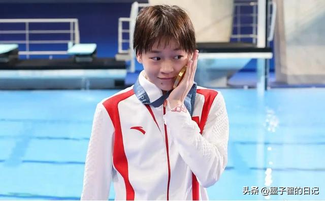 全红婵入学仅2天，评论区乱作一团，身材发胖、没文化引争议