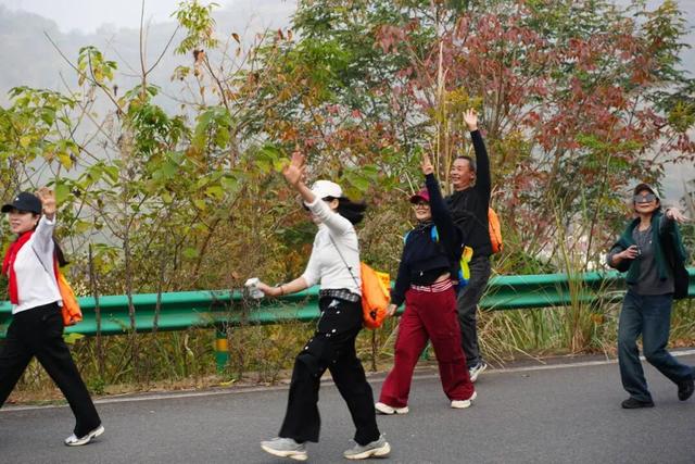 有意义！这场暖心徒步，金堂人踊跃参与……