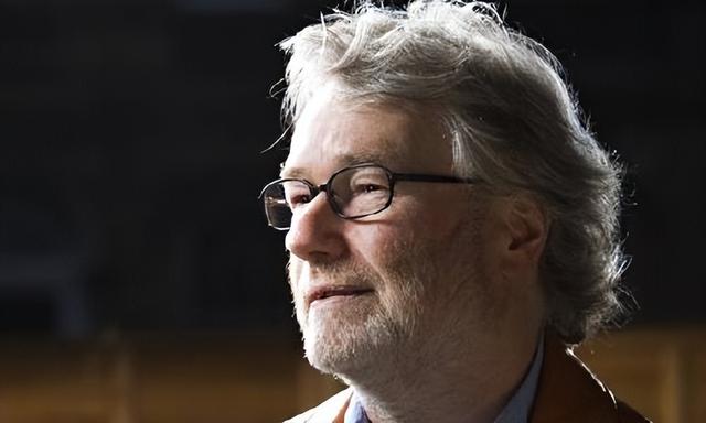 身家几千亿的马斯克说“钱没意义”？班克斯乌托邦成了最佳包装