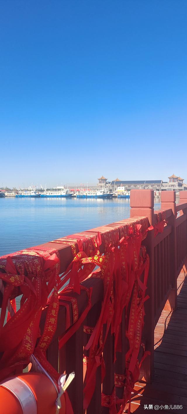 滨海的天，真蓝