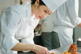 我不喜欢做饭，却靠着做饭生活图片