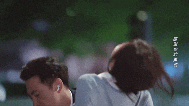 秦岚的“蜜桃臀”又上热搜了！网友：臀确实美，但更该学她的自律