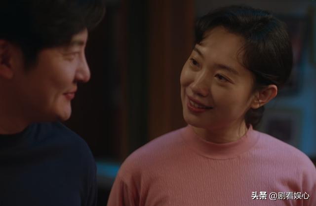 《老舅》开播！又一“资源咖”出圈，郭京飞、王佳佳再强也没用了