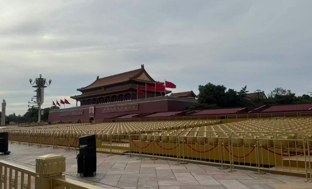 九三阅兵将至，一国总统撂挑子说不来了，一国总统称永不背叛中国