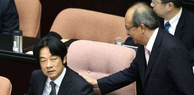 60：51！韩国瑜落锤，弹劾赖清德提案通过，郑丽文有个担忧或成真