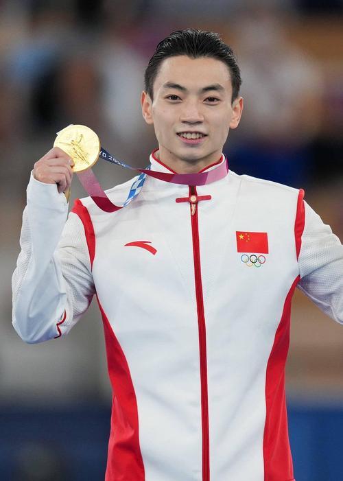 2025十佳运动员出炉！全红婵落榜，孙颖莎才排第四，第一当之无愧