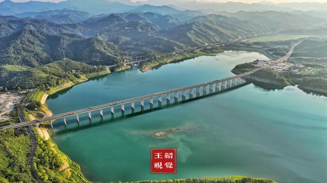 【视界】夏日炎炎，武当山景区热度不减！