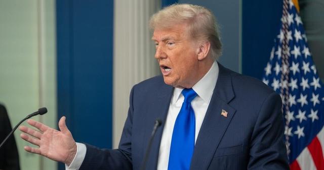 高市还没登上访美飞机，美日突然联手派兵，决不许中国改变现状？