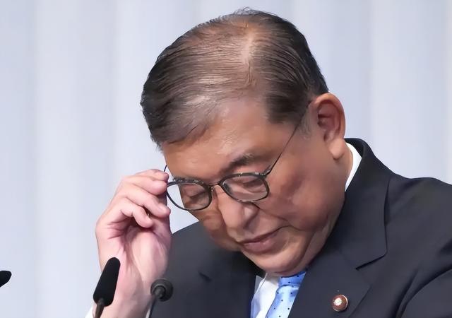 石破茂真的只剩下台一条路可走了吗