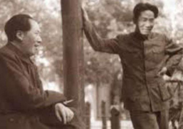 如果毛岸英不牺牲，毛主席会不会让他接班？历史早就给出了答案