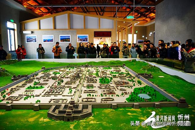 登雁门关·住代州城·过民俗年