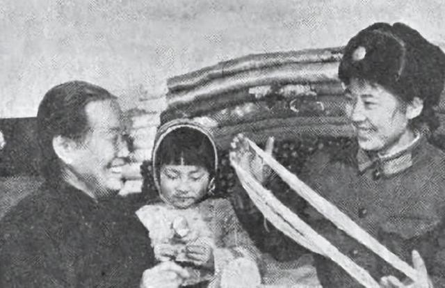 她从大队书记到中央候补委员，84年被开除党籍，退休后住进深山中