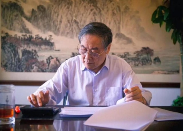 出现反转！宗庆后不止四个孩子、72岁还在恋爱？官方揭开事情真相