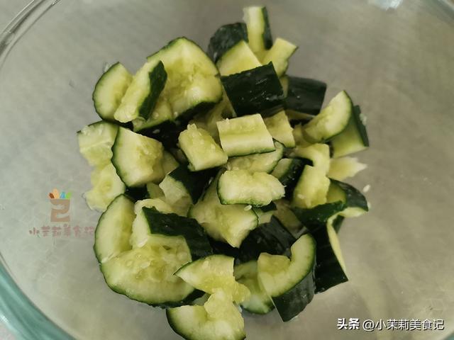 头伏吃饺子，明日中伏吃啥更讲究，提醒：4样不上桌，福气不进门