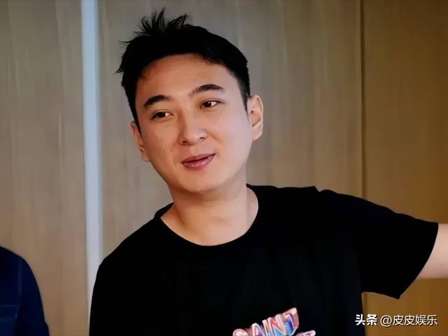 陪玩陪睡只是冰山一角！继万达蒸发800亿后，王思聪再陷大"丑闻"