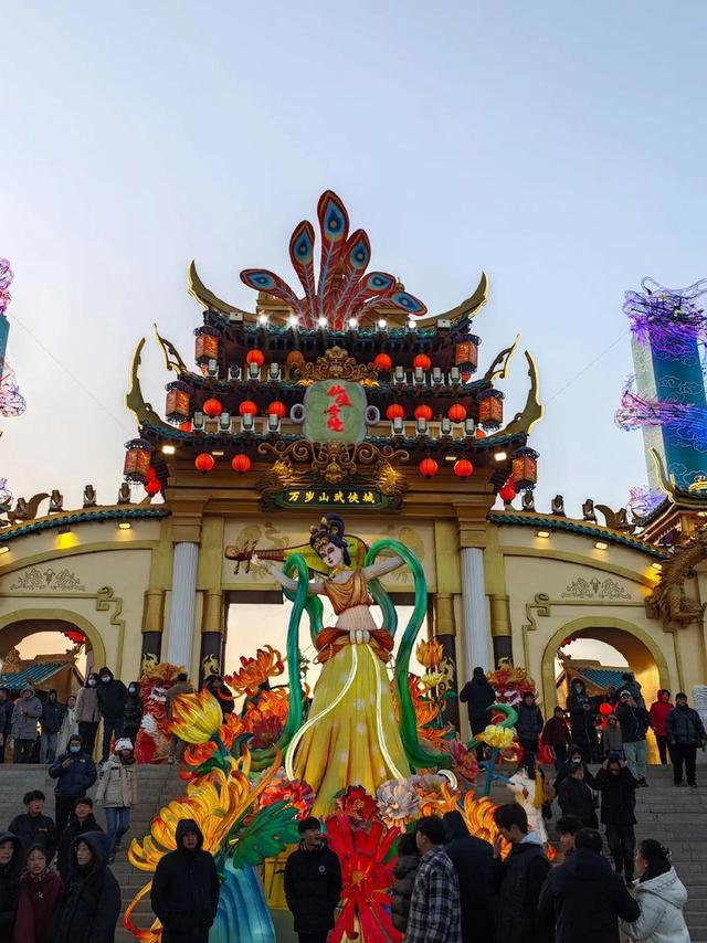 号称教科书级别的4A级景区，开封人的后花园，万岁山凭啥出圈？