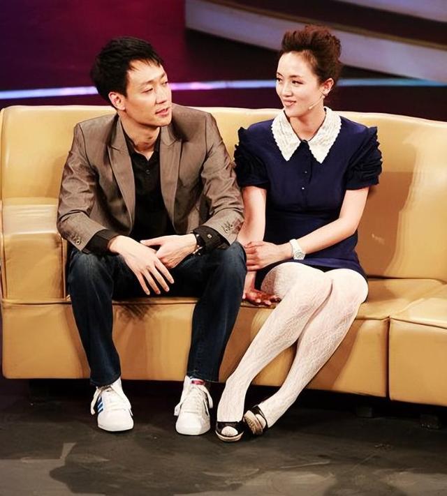 离过年不到2月，52岁辛柏青高调传出喜讯	，朱媛媛终于可以放心了