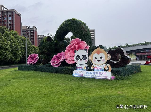 成都，最不可小看的公园，雨中超美，凉风阵阵，公共交通直达！