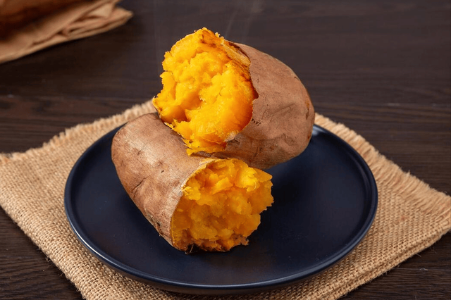 李兰娟直言：天冷经常吃蒸红薯的人，不用几个月，身体或有5变化