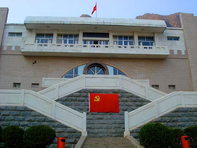 河北旅游：敬仰五壮士 两登狼牙山纪行（图）