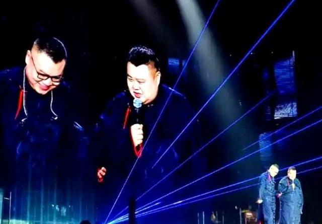 背叛师门是啥下场？看看岳云鹏演唱会来了谁，就知道曹云金有多背
