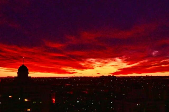 彩霞漫天！今晨的北京，真好看