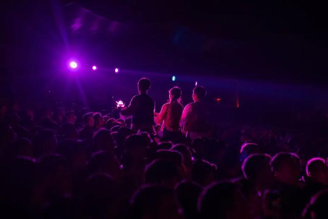 赴约吗？印象大红袍的精彩，今夜依旧