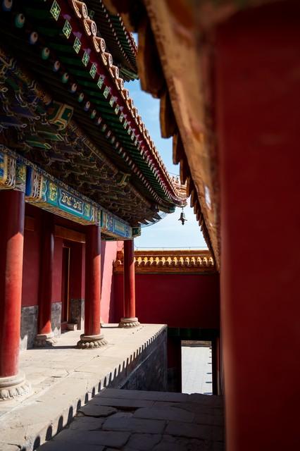 我是烟台人，刚游承德避暑山庄和外八庙，想讲三点感受。