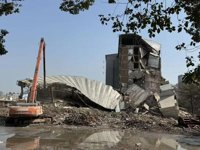 正式拆除！无锡著名大酒店