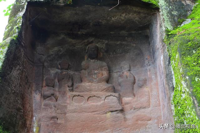 巴蜀石刻：寻访广安岳池坪滩东岩寺摩崖造像