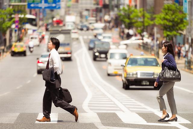 2020年，我国男性比女性多3502万，如今刚过5年，差距令人意外