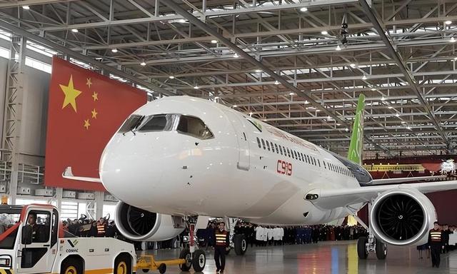都是飞机，为什么200吨的运20能国产，70吨的C919却要依赖国外？