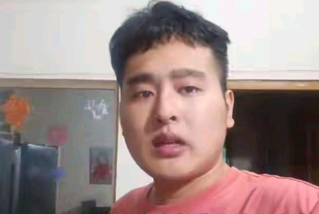 河南网红阿阳再被揭底，巴国老丈人的房子在市中心，还在供楼