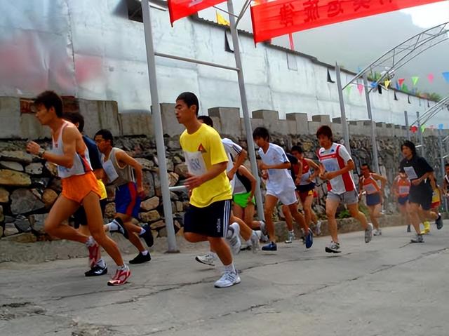 河北旅游：敬仰五壮士 两登狼牙山纪行（图）