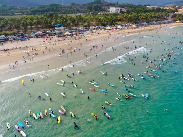 喜报!万宁日月湾滨海沿线入选全国首批高质量户外运动目的地建设名单