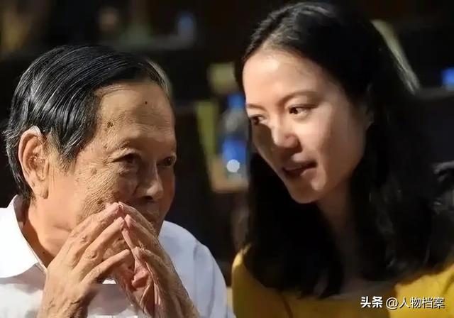 杨振宁去世才3天，恶心的事情发生了，还不止一件！