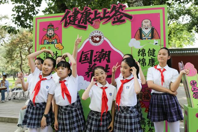 看东城，一路繁花，四季幻彩！