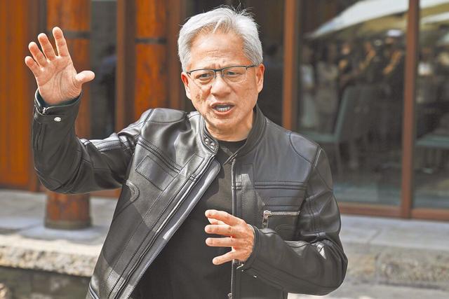 台湾前“立委”郭正亮：中国大陆成熟制程晶片即将全球第一！黄仁勋急什么？马云、华为追上了