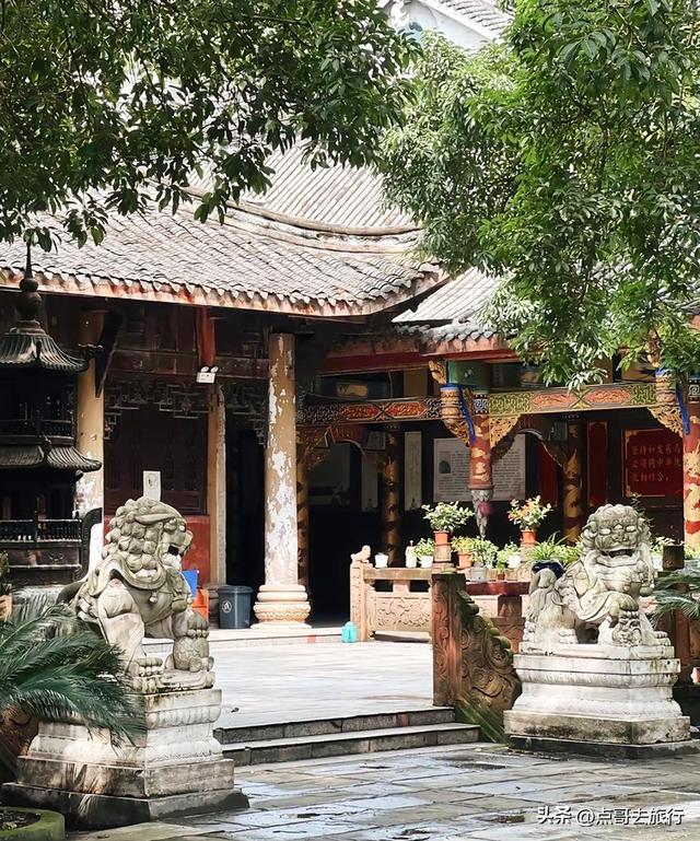 四川广汉第一大寺庙，清幽静谧，国宝文物让我惊叹，不要门票