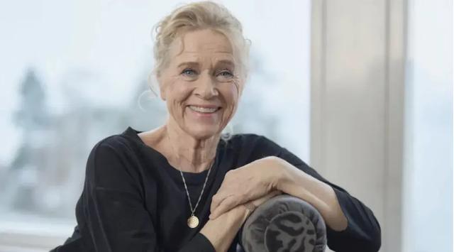 当世最棒的女演员，终于拿到这个奖