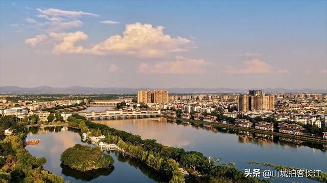 四川曾被称为“小香港”的小城，拥有顶流文旅资源，渴望划归成都
