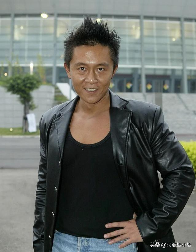 一路走好！继朱媛媛后又送走一资深演员，在家猝逝多天忠犬陪伴