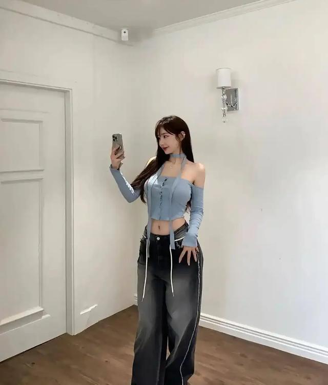 韩国女神金敏：腰臀比0.65，美到窒息！这身材是真实存在的吗？