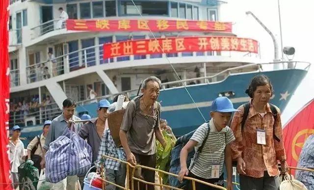三峡大坝还能撑多少年？美国专家分析后，得出的结论让人难以接受